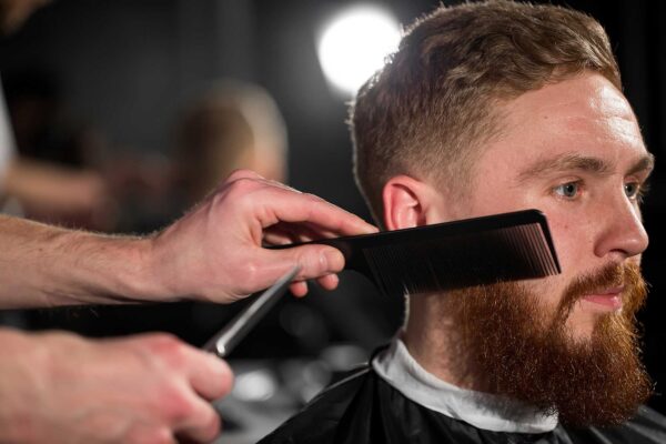 BODY HAIR TRIMMER